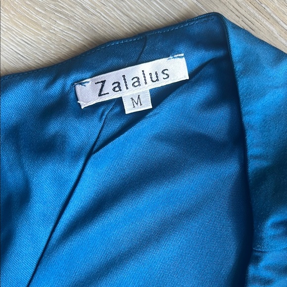 Elegant Blue One-Shoulder Dress - Picture 2 of 3